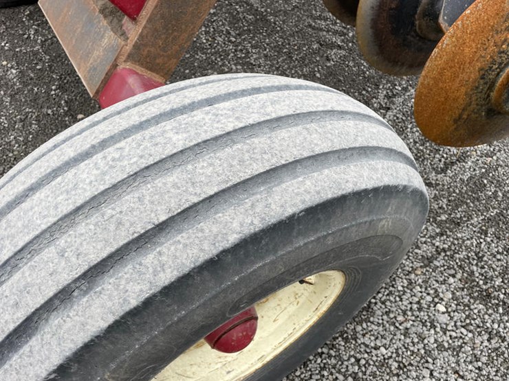 #5042-•-m&w-earthmaster-image-42