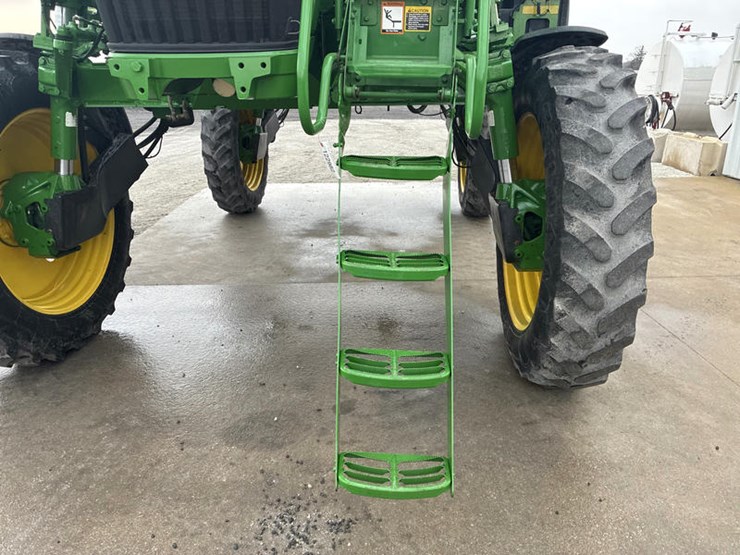 2011-john-deere-4830-image-42