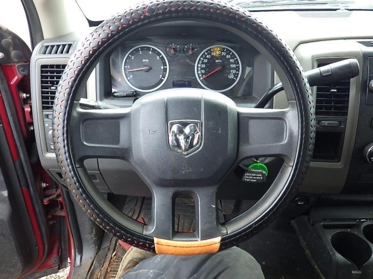 2011-dodge-1500-image-26