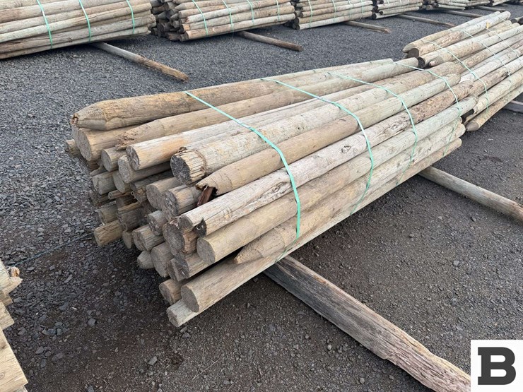 ..-wooden-posts-image-4