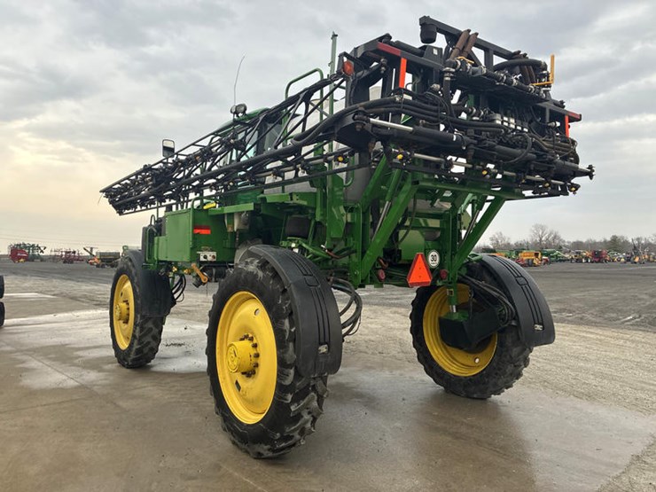 2011-john-deere-4830-image-8