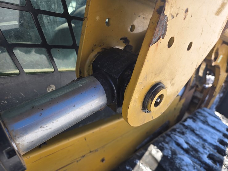 caterpillar-279d-image-30