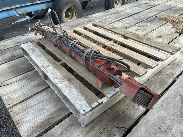 #5180-•-hyd-lift-for-auger-image-5