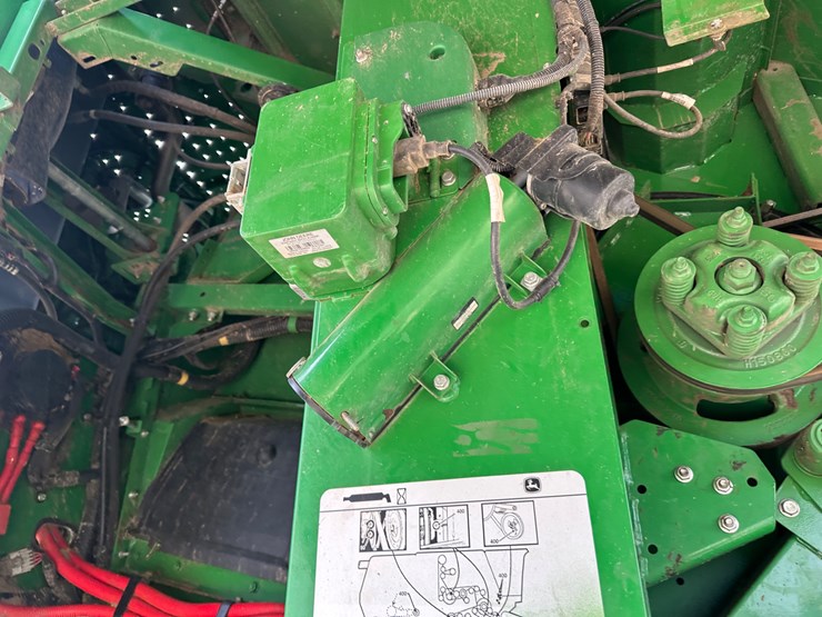 2020-john-deere-s770-image-69