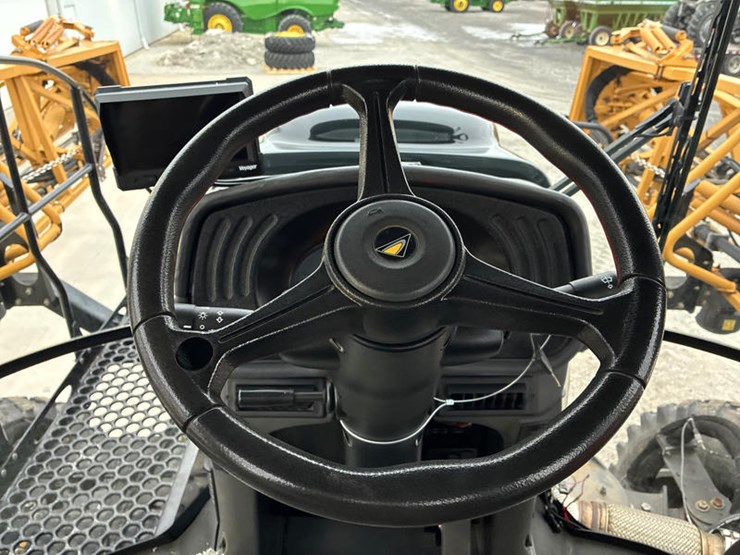 2015-ag-chem-rg1100-image-86