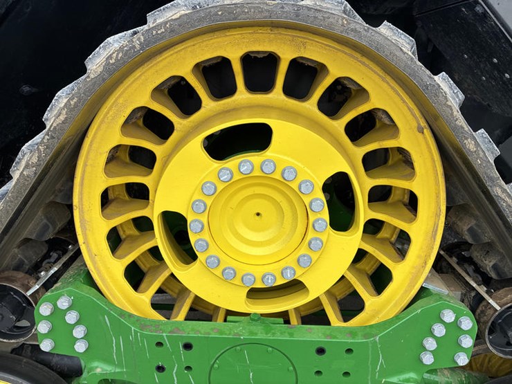 2021-john-deere-8rx-410-image-67