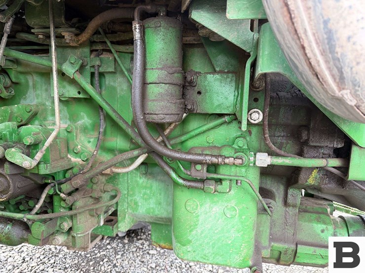 1992-john-deere-4960-image-40
