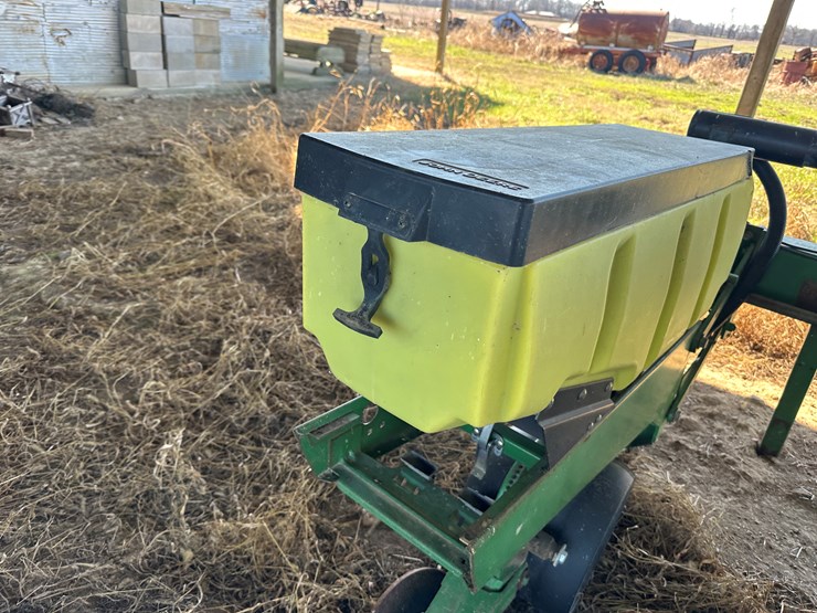 john-deere-8-image-35