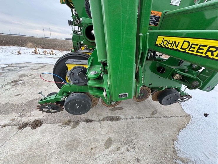 john-deere-1795-image-52