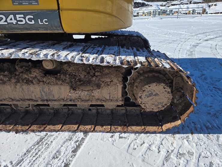 2016-deere-245g-lc-image-74
