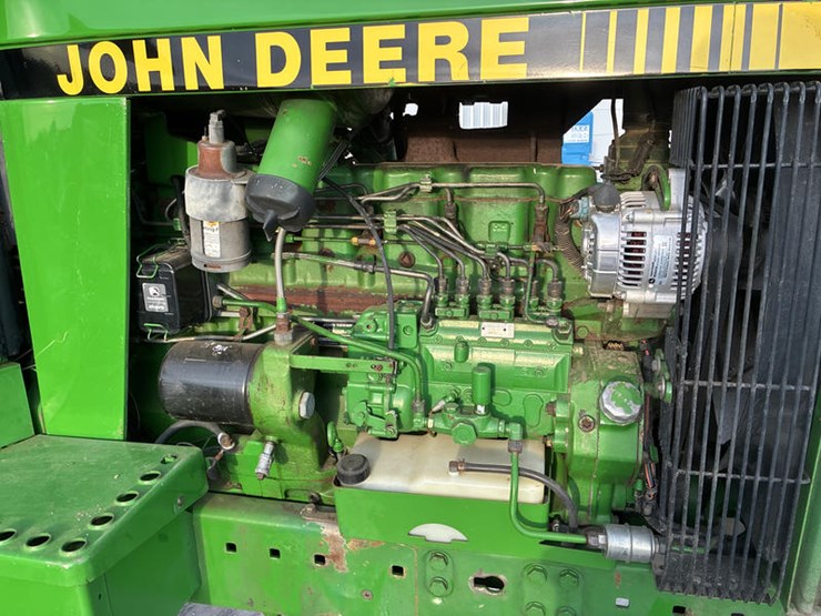 1990-john-deere-4455-image-37