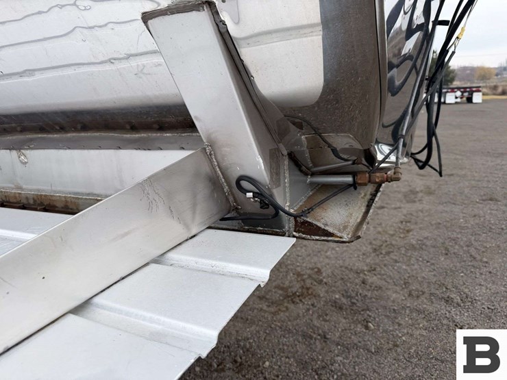 1991-beall-tank-image-37