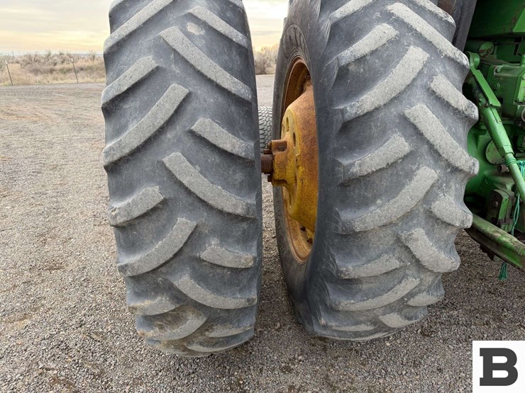 1982-john-deere-4440-image-24