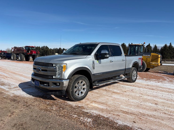 2017-ford-f250-image-1