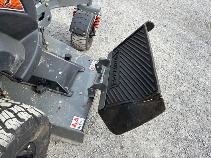 spartan-srt-xd-image-20