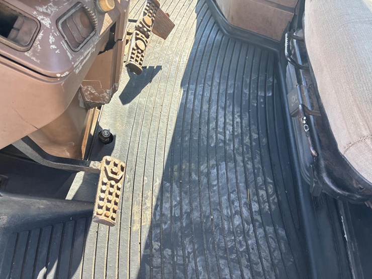 1993-john-deere-7800-image-60