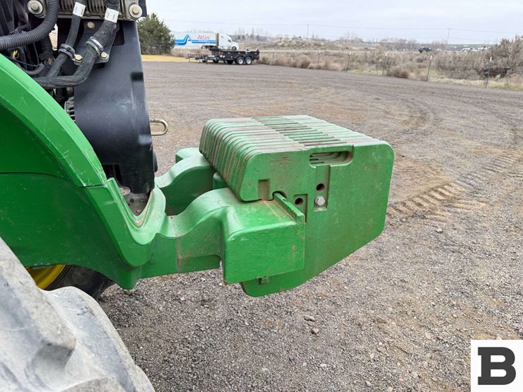 2012-john-deere-7260r-image-43