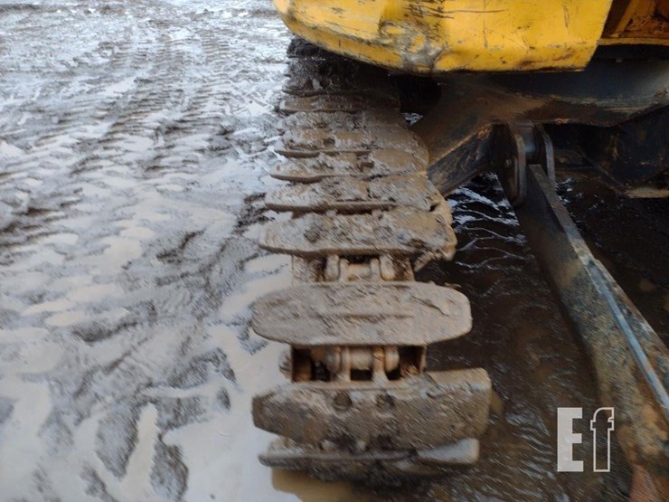 2019-deere-75g-image-39