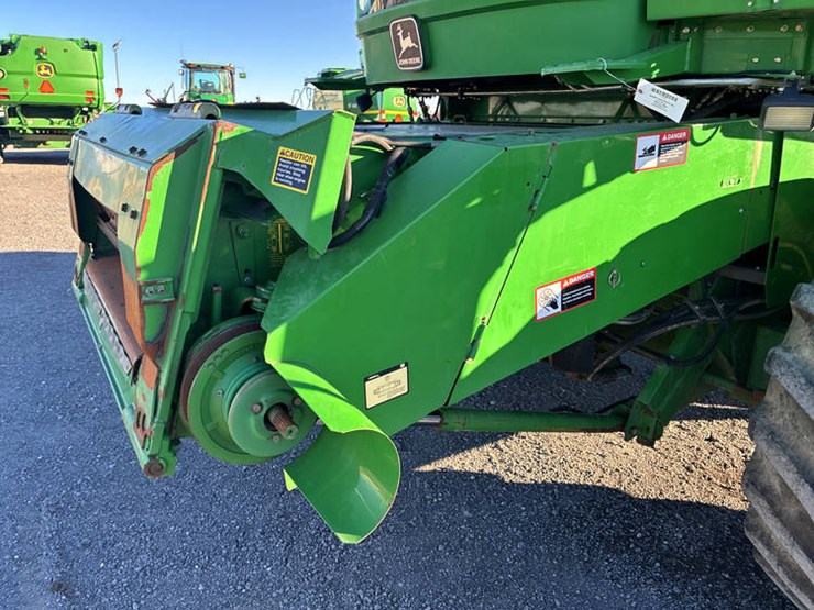 2000-john-deere-9550-image-11