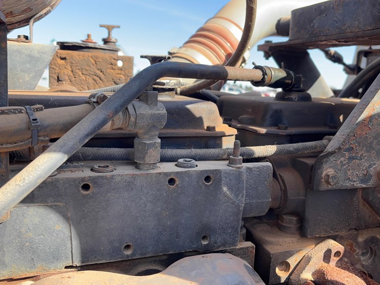 1993-peterbilt-377-image-20