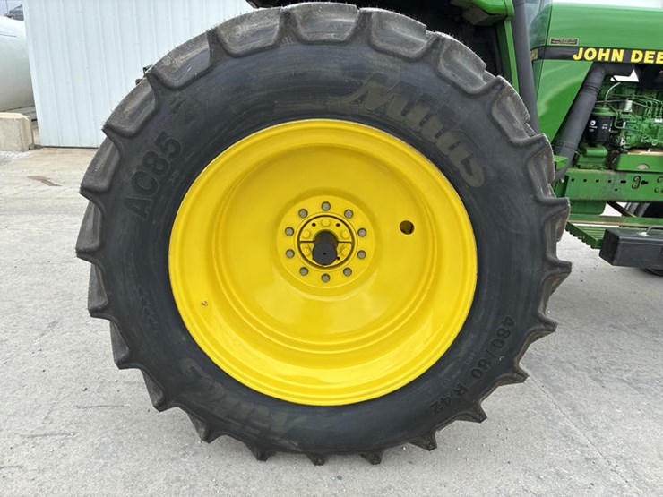 john-deere-4560-image-47