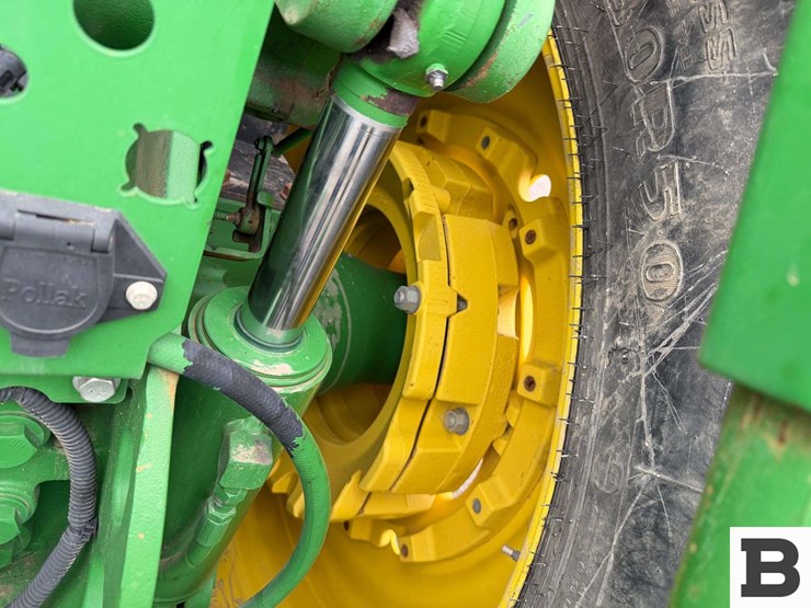2012-john-deere-7260r-image-34
