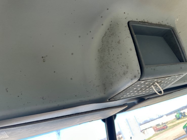 #40057-•-2001-freightliner-century-classic-s/t-t/a-daycab-truck-tractor-1fujbbbg41lh91794-image-66