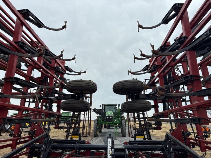 case-ih-tigermate-200-image-21