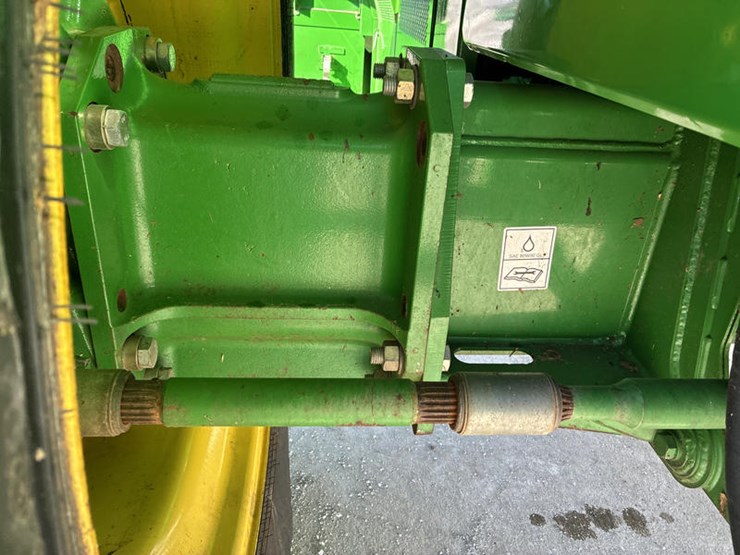 2013-john-deere-s670-image-33