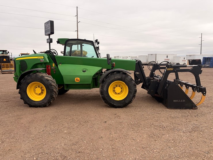 2006-john-deere-3420-image-5