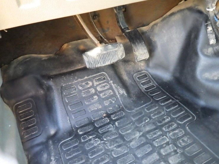 2009-ford-f550-image-21