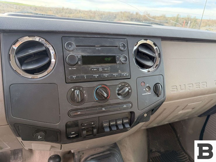 2008-ford-f350-image-41