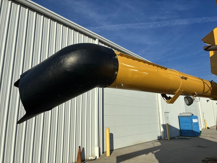 new-holland-tr89-image-18