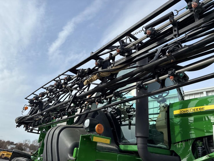 2014-john-deere-4830-image-19