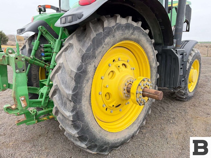 2012-john-deere-7260r-image-37