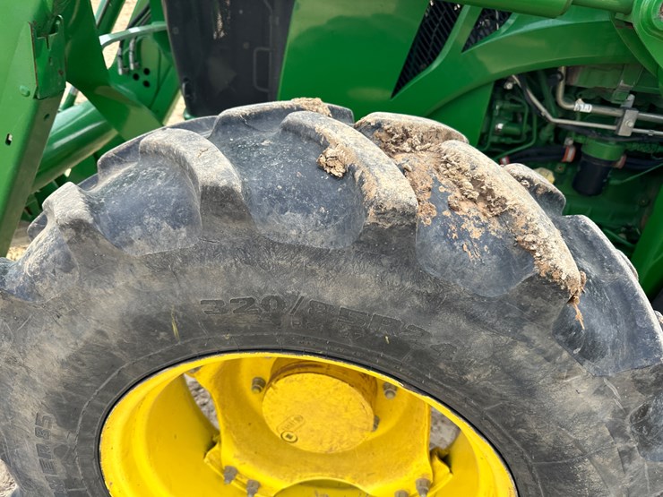 2011-john-deere-5090m-image-8