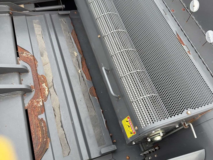 massey-ferguson-2270xd-image-18