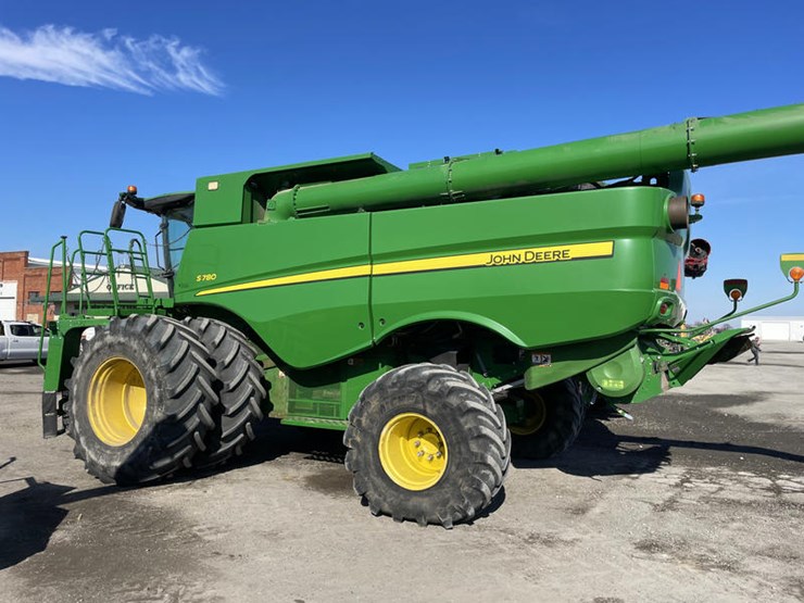 2018-john-deere-s780-image-28
