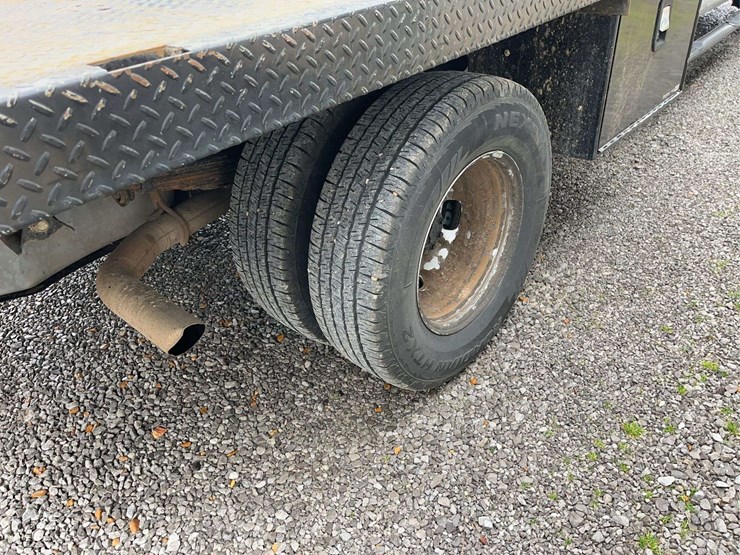 2016-ford-f350-image-12