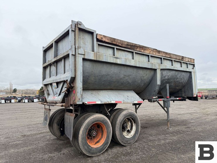 1966-fruehauf-end-dump-trailer-image-6