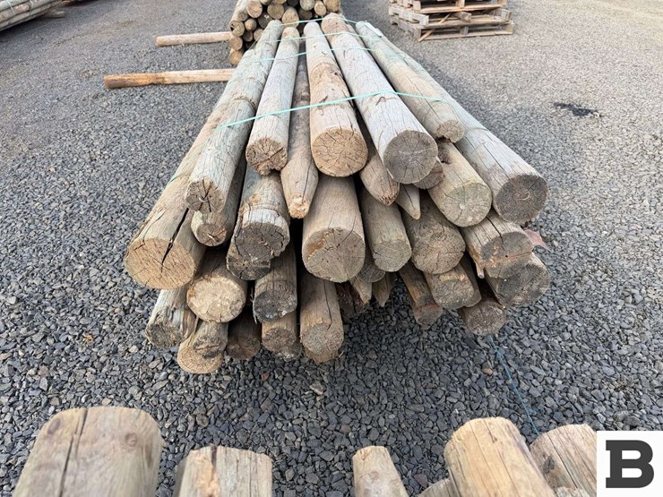 ..-wooden-posts-image-7