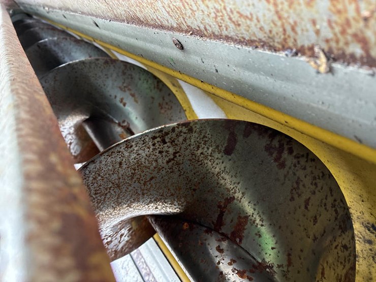 2013-john-deere-s690-image-95