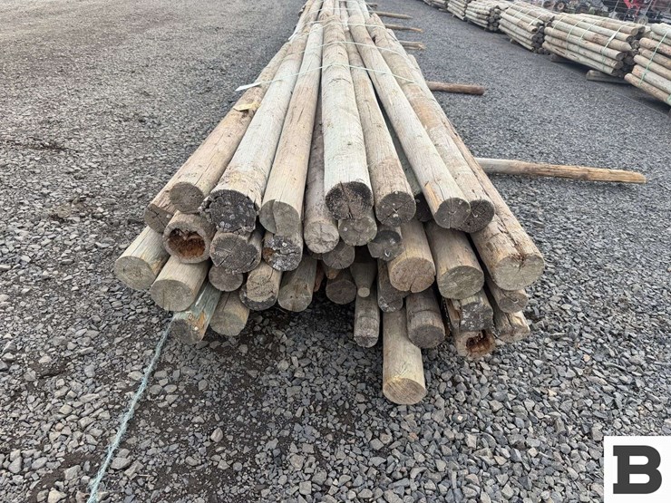 ..-wooden-posts-image-3