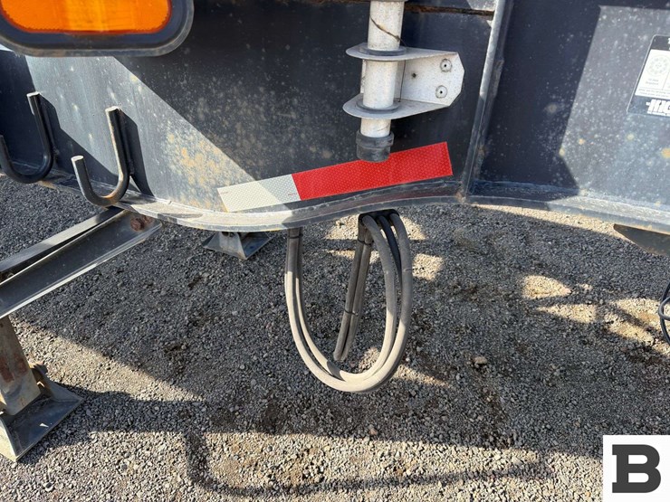2011-dionbilt-dbnsl-220ar-chassis-trailer-image-15