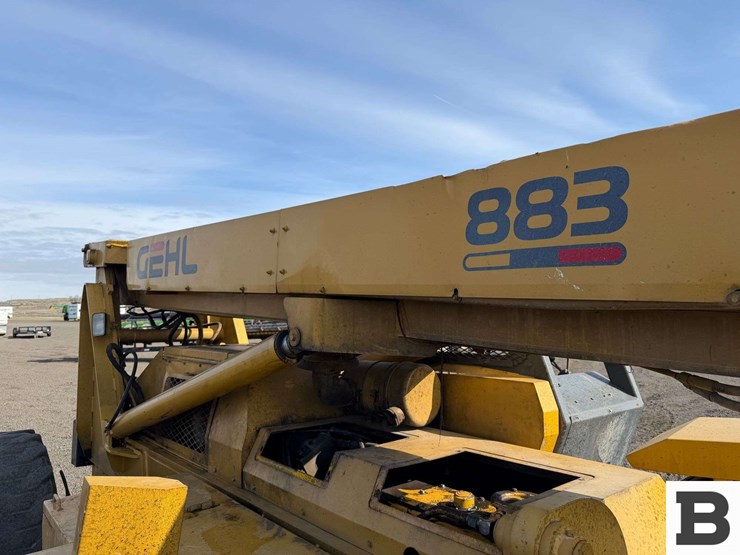 gehl-883-image-44