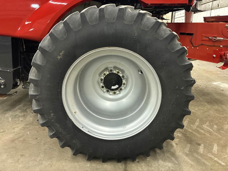 2012-case-ih-7230-image-29