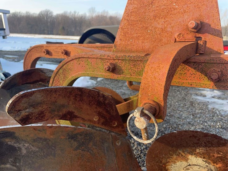 ford-2-bottom-plow-image-4