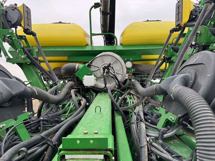 john-deere-1795-image-84