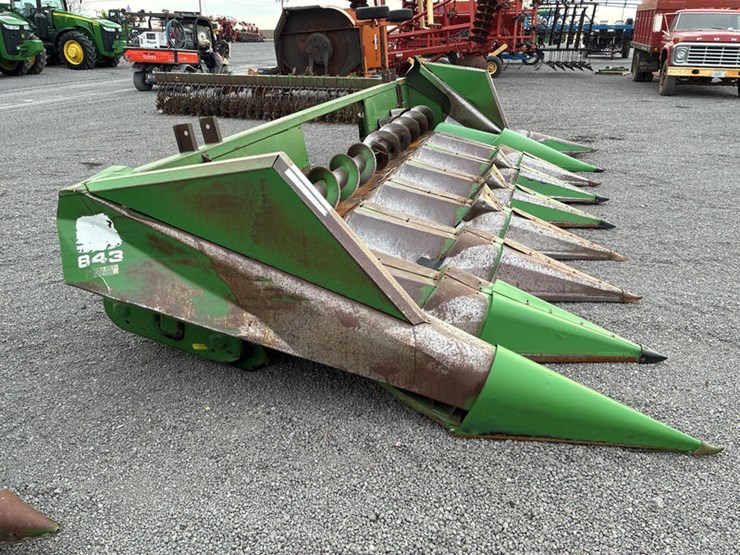 john-deere-843-image-15