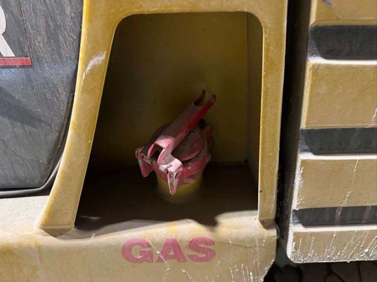 caterpillar-gp35-image-19